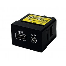 (RO2U7)  올뉴카니발  멀티박스 JACK ASSY AUX USB(96120-A9100) 중고